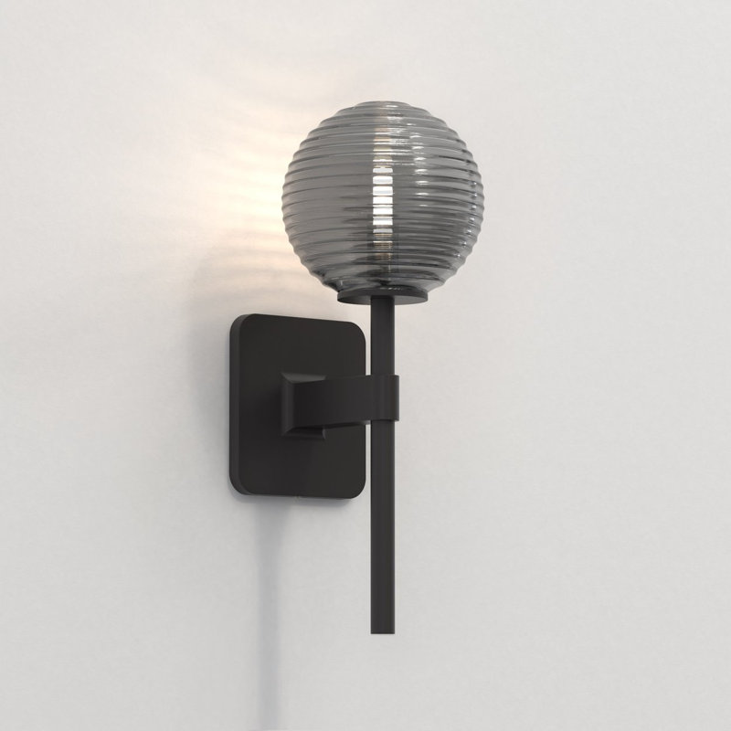Tacoma 1 - Light Wallchiere, Matte Black, Smoke