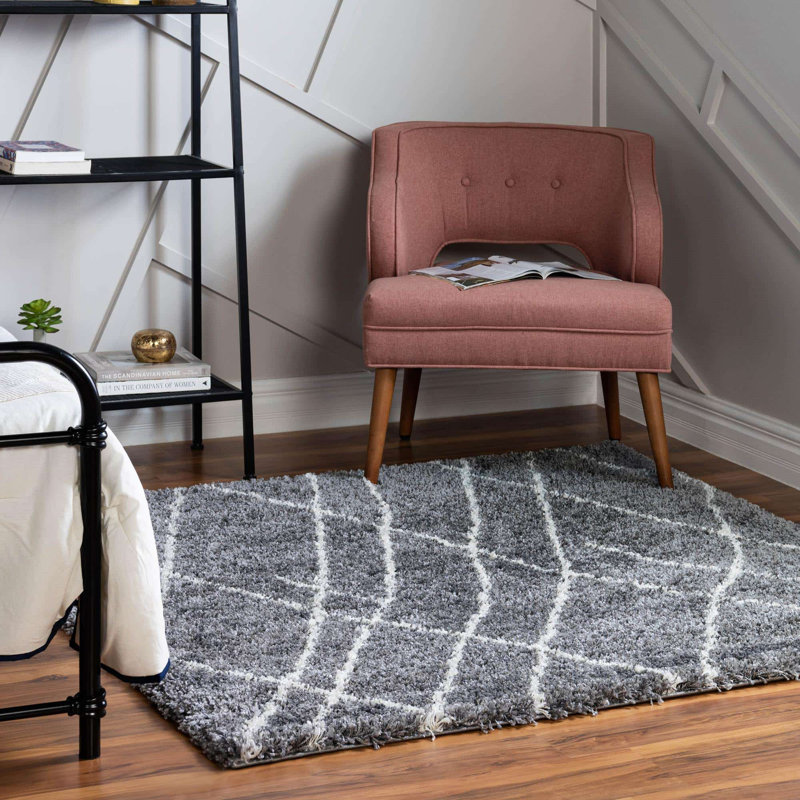 Tapis géométrique gris, Carré 4 pi 1 po