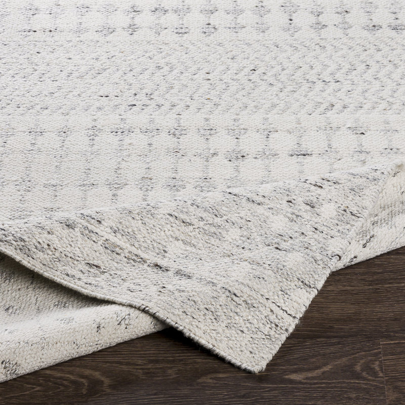 Aljoscha Geometric Indoor Rug, Rectangle 2' x 3'