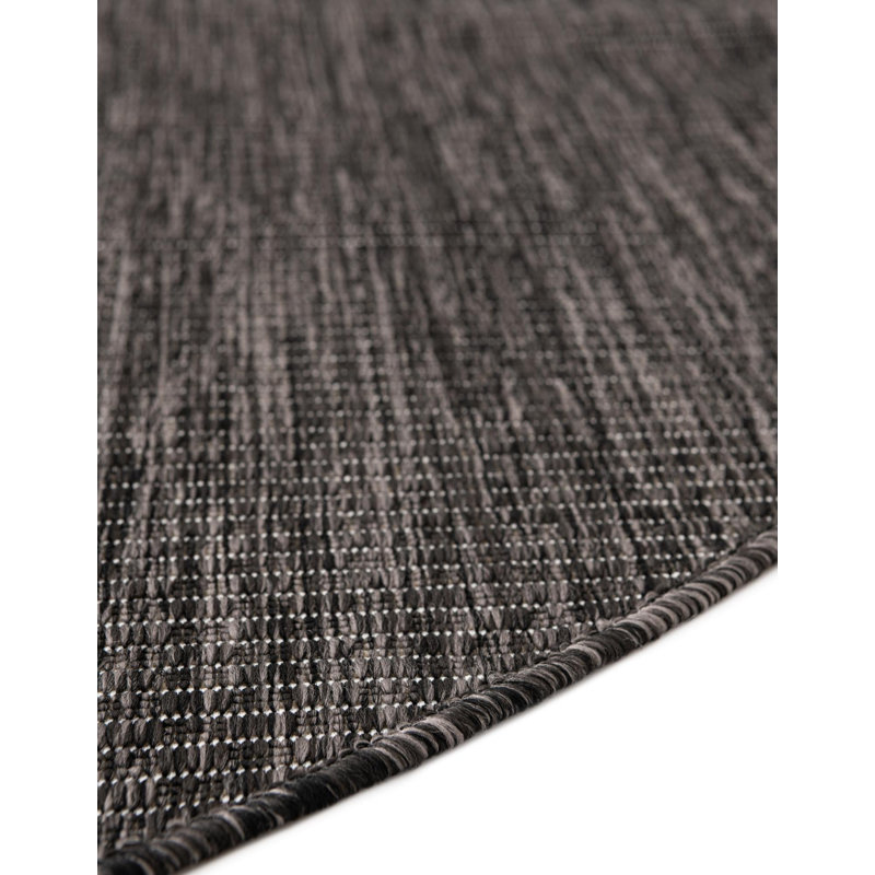 Tapis noir intérieur / extérieur Avaughn, Rectangle 7 pi 10 po x 10 pi, Noir