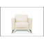 Fauteuil de luxe Malaga en cuir crème, avec dossier confortable et assise ferme, parfait pour une décoration intérieure élégante.-473199372