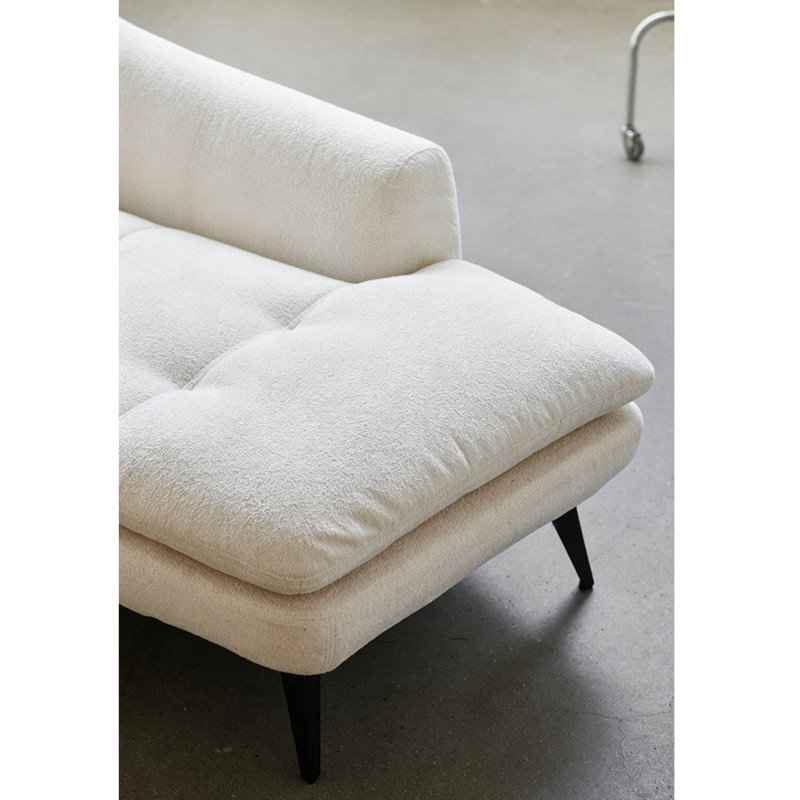 Chaise longue décontractée au design luxueux et simplifié