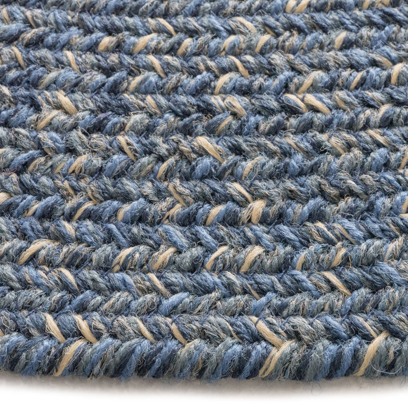 Adamae Indoor / Outdoor Rug, Round 5'6"