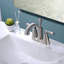 Robinet de lavabo de salle de bain central à 4 poignées avec ensemble de drain Z - nickel brossé Z Collection-19182732
