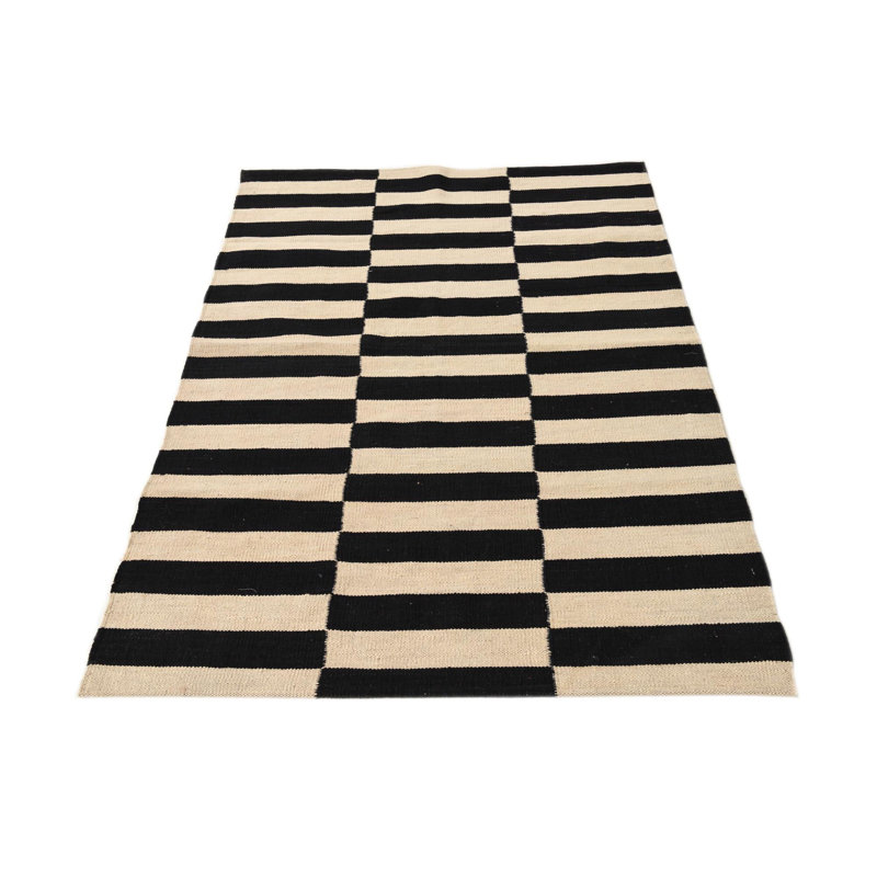 Tapis noir et blanc Ousley