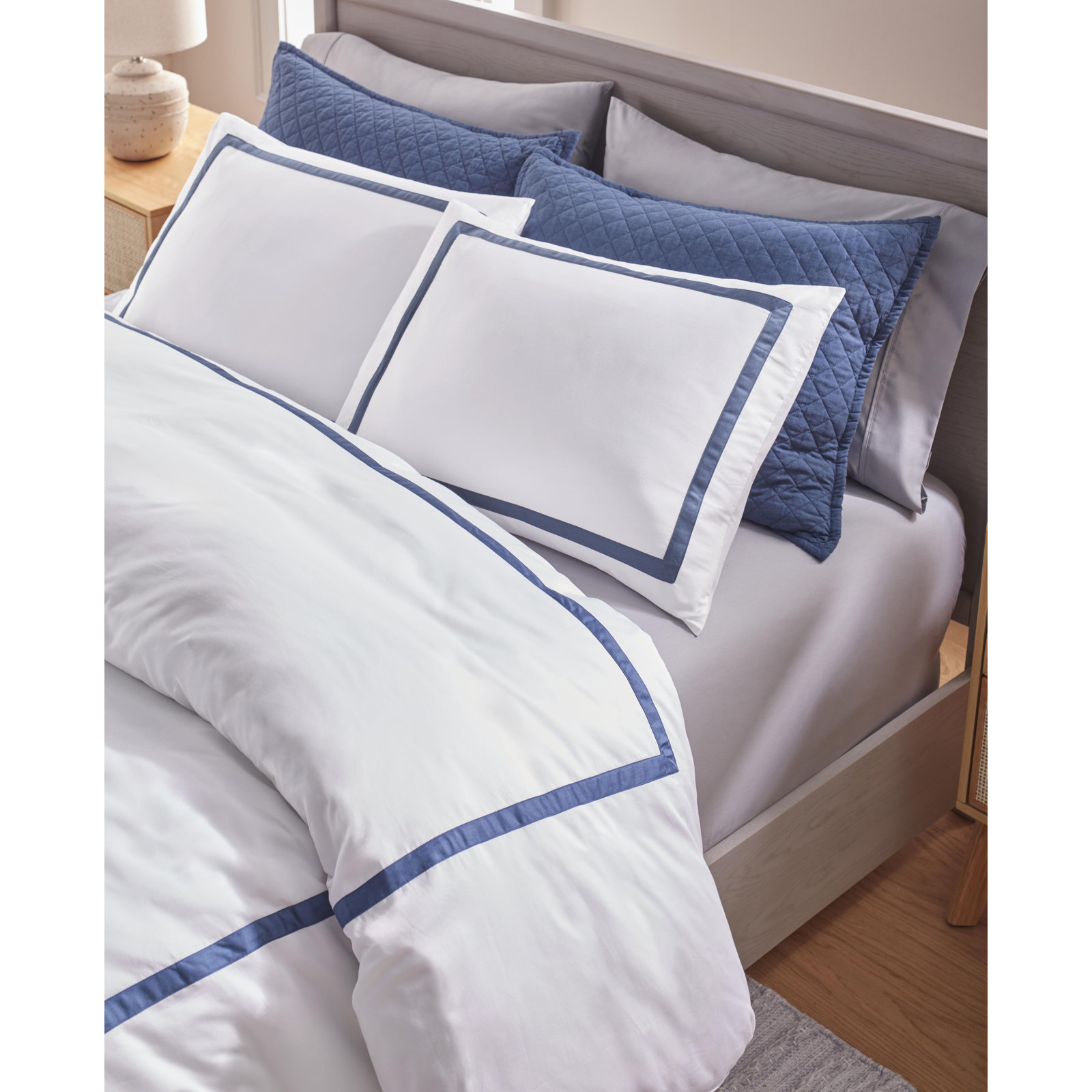 Danfield Cotton Duvet Cover Set, Full / Queen Duvet Cover + 2 Pillow Shams, Midnight Navy Stripe
