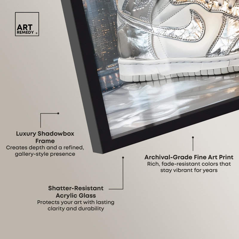 «NYC Metallic Sneaker Shadowbox Print Sneaker» par Art Remedy, H 13 po x l 13 po, Noir