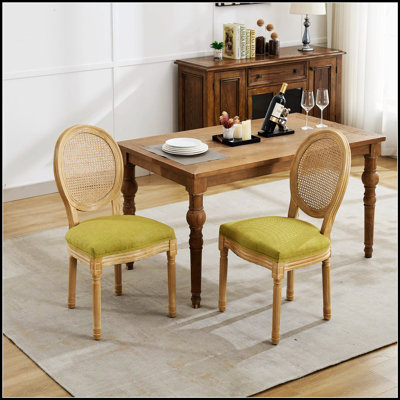 Chaise de salle à manger en bois massif de style français avec dossier en rotin et revêtement en lin, ensemble de 2 pour des sièges élégants et confortables