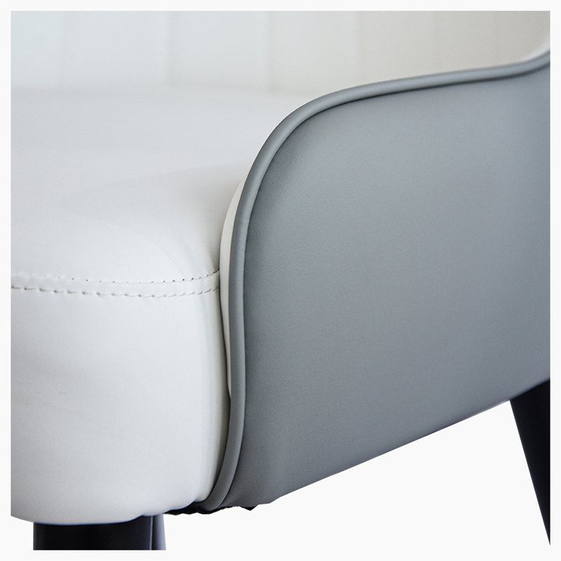 Chaise d'appoint rembourrée blanche Amenda