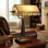 Lampe de banquier de style Tiffany Charlton Home - éclairage de table ou de bureau à DEL de style rétro avec abat-jour en verre coloré Mission