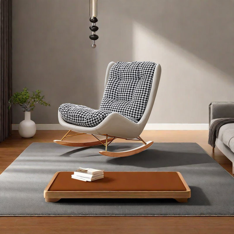 Chaise berçante en métal à treillis de luxe