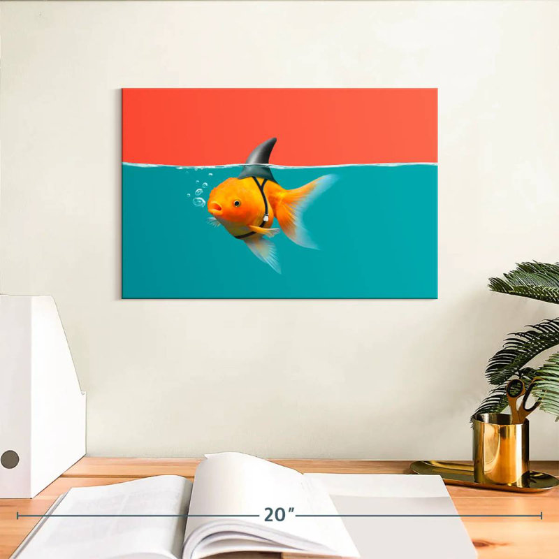 Goldfish As A Shark, H 8 po x l 12 po
