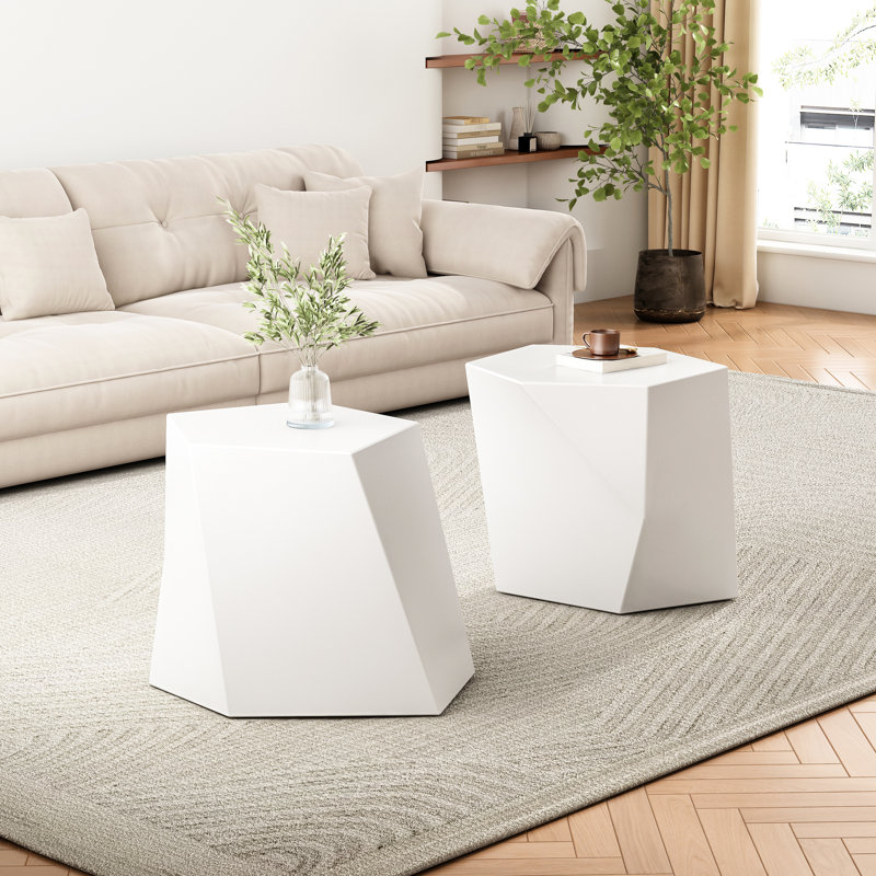 Table basse moderne blanche, conception géométrique, fonctionnelle pour divers articles, aucun assemblage requis, facile à nettoyer et à déplacer, idéal pour les petits espaces,