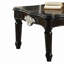 Table basse avec pieds tournés