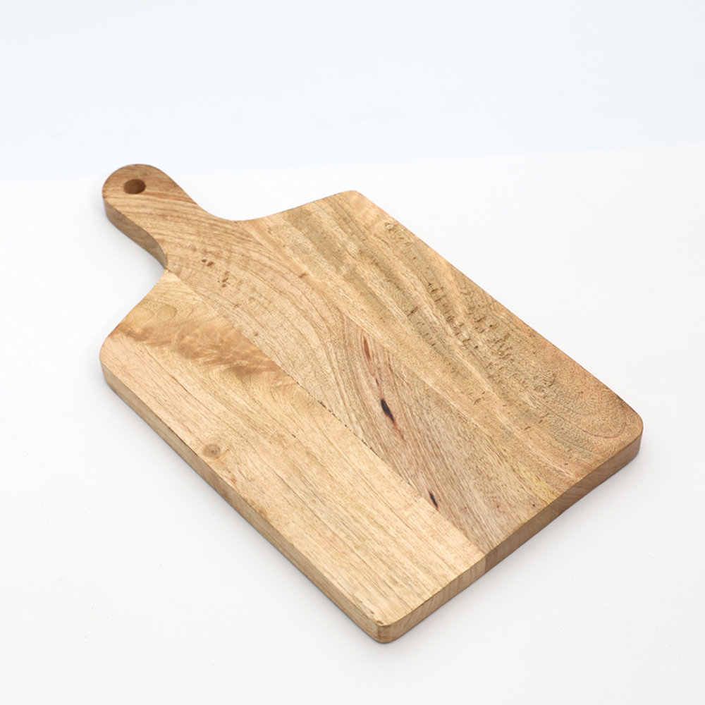 India.Curated. Handmade Wooden Cutting Board / Natural - Mango