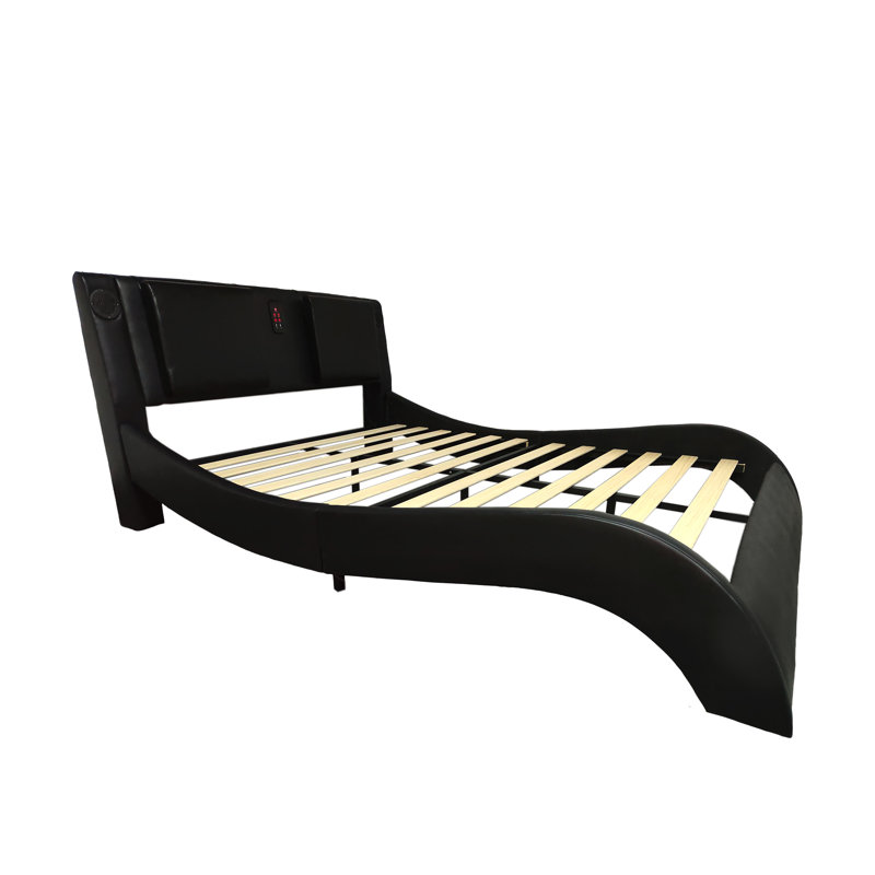 Carmesia Queen Platform Bed