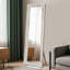 Élégant miroir pleine longueur avec cadre blanc délavé - bois de pin durable, polyvalence autoportante ou murale pour la décoration de la chambre à coucher, du salon et du vestibule-1533777897