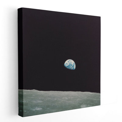«First Earth Rise», impression sur toile