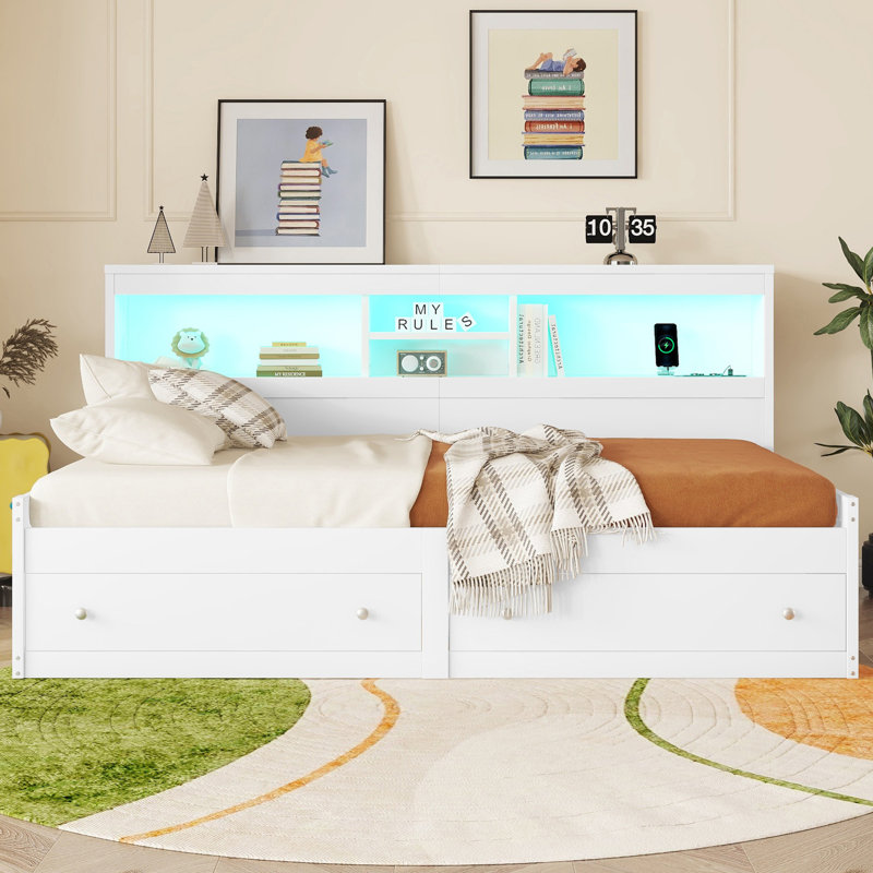 Bed, White