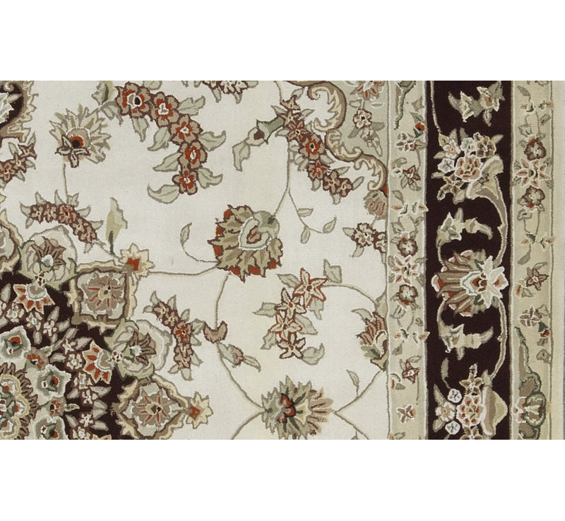 Hand-Knotted High-Quality Beige Area Rug