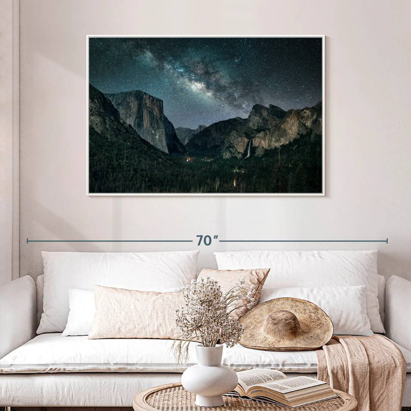 Stargazing At Yosemite, 46 po x 31 po, Cadre flottant blanc
