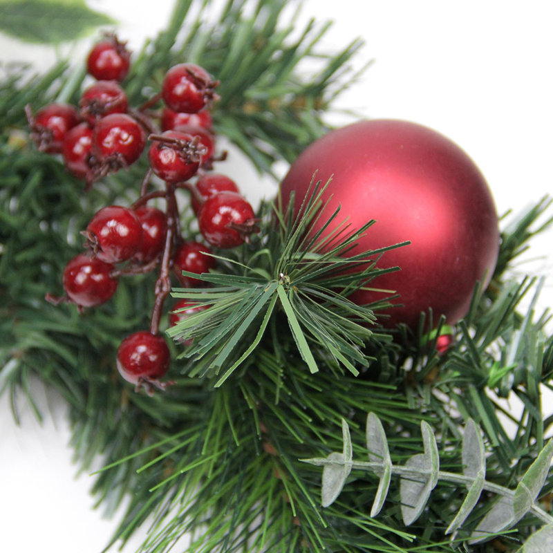 Guirlande de Noël 6 pi pré-décorée Holly Berry Pine Cone