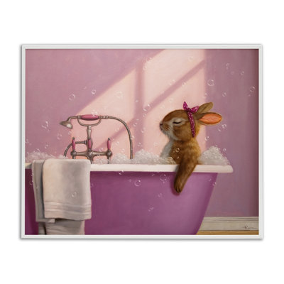 «Bunny in Pink Relaxing Bath», estampe numérique, design par Lucia Heffernan