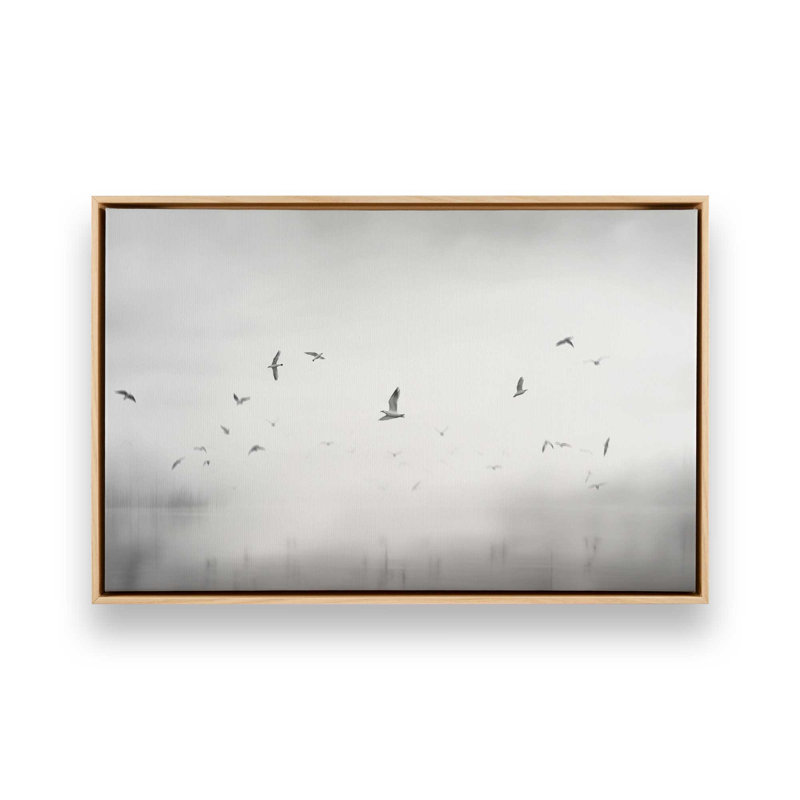 «Ethereal Flight Serenade», reproduction sur toile, Cadre américain en érable flottant, H 8,75 po x l 12,75 po x P 1,75 po