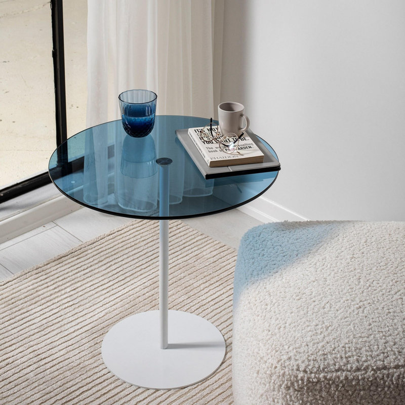 Table d'appoint moderne 19,7 po x 19,7 po x 19,7 po | Plateau 100% verre trempé, cadre robuste 100% métal | Finition blanche et bleue élégante, parfaite pour le salon, la chambre à coucher ou le bureau | Design élégant et contemporain