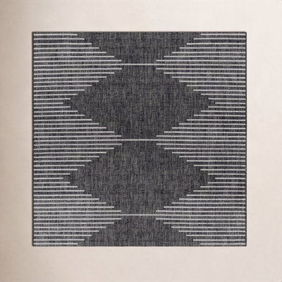 Abdulazeez Black Geometric Rug