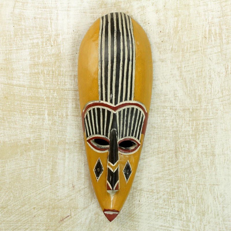 Décoration murale à masque nigérien de garçons à hommes