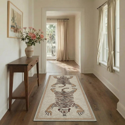 Addingham Tiger Animal Print Machine Washable Beige / Brown Indoor Area Rug with Non-Slip Backing