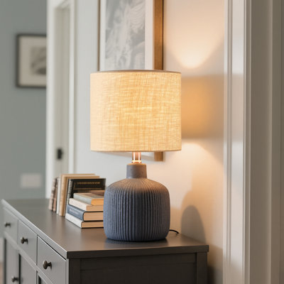 17.5" Ceramic Table Lamp