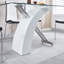 Table de salle à manger élégante avec plateau en verre luxueux-1396610055
