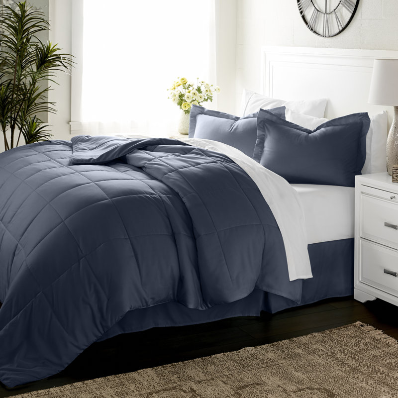 Ensemble de literie complet en microfibre de 8 pièces Simply Soft, Navy, Édredon double + 7 pièces incluses