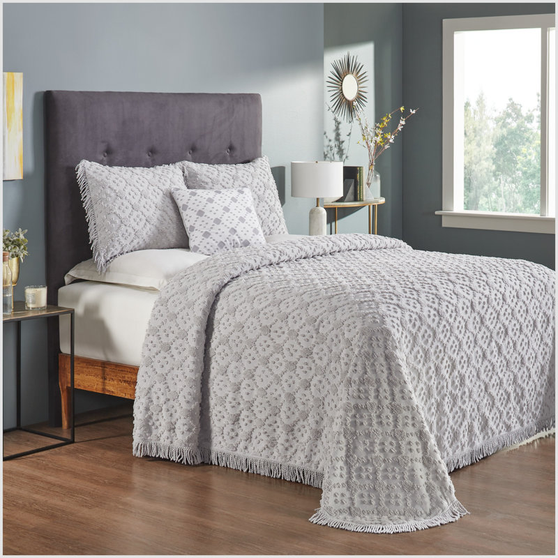 Charleston Collection 100% Cotton Bedding sets, Machine Washable Soft and Breathable 4-piece Chenille Bedspread & Sham with Geometric Embroidery, All season