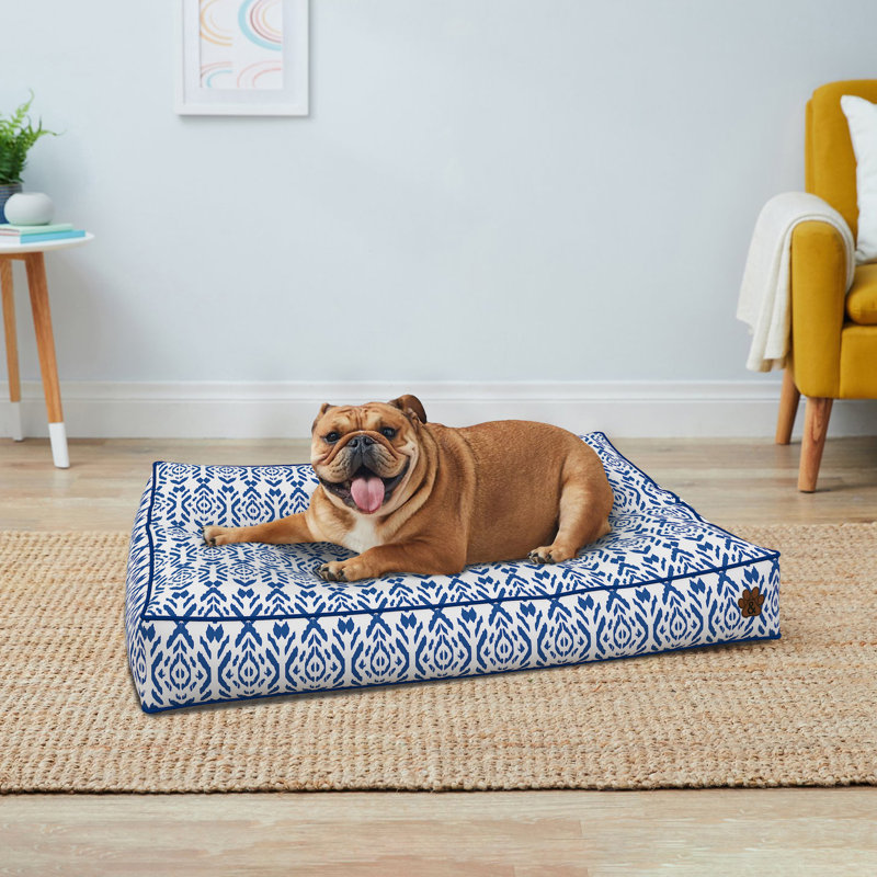 Geometric Polyester Pet Bed, Large (88.9cm W x 68.6cm D x 10.2cm H)