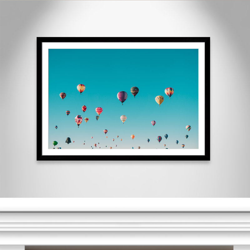 Estampe « Sky Symphony » d'Ian Dooley, Blanc, Cadre cubique noir, H 35 po x l 49 po x P 1,25 po