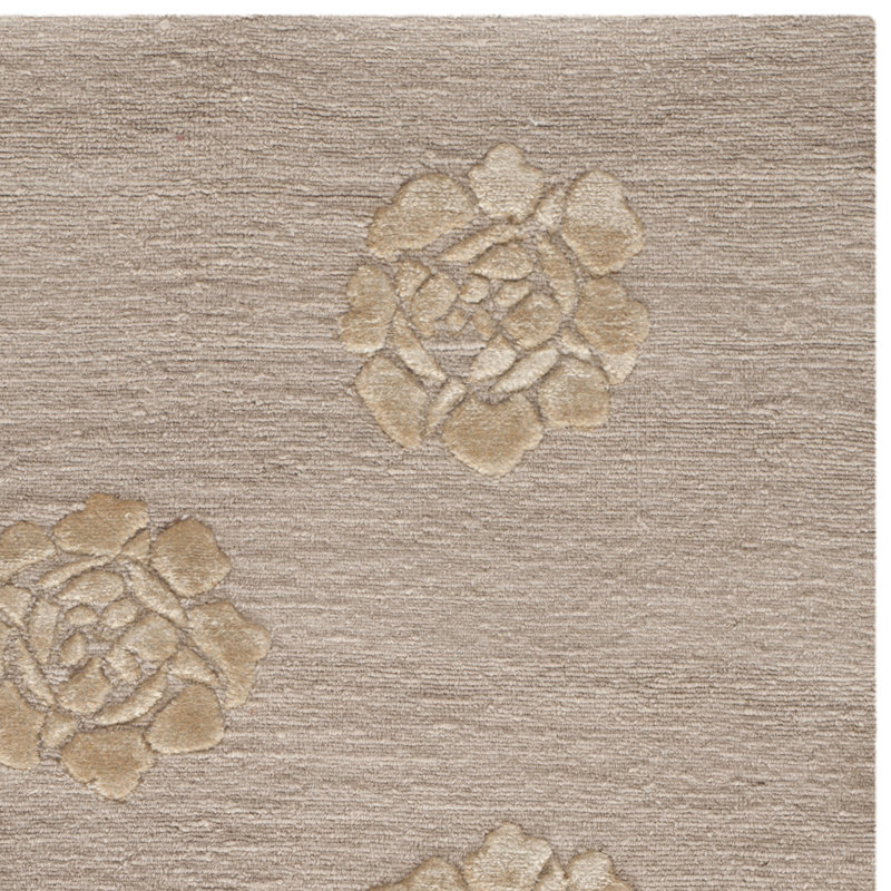 Tapis en soie / laine Brosley Medallions, Rectangle 5 pi 6 po x 8 pi 6 po