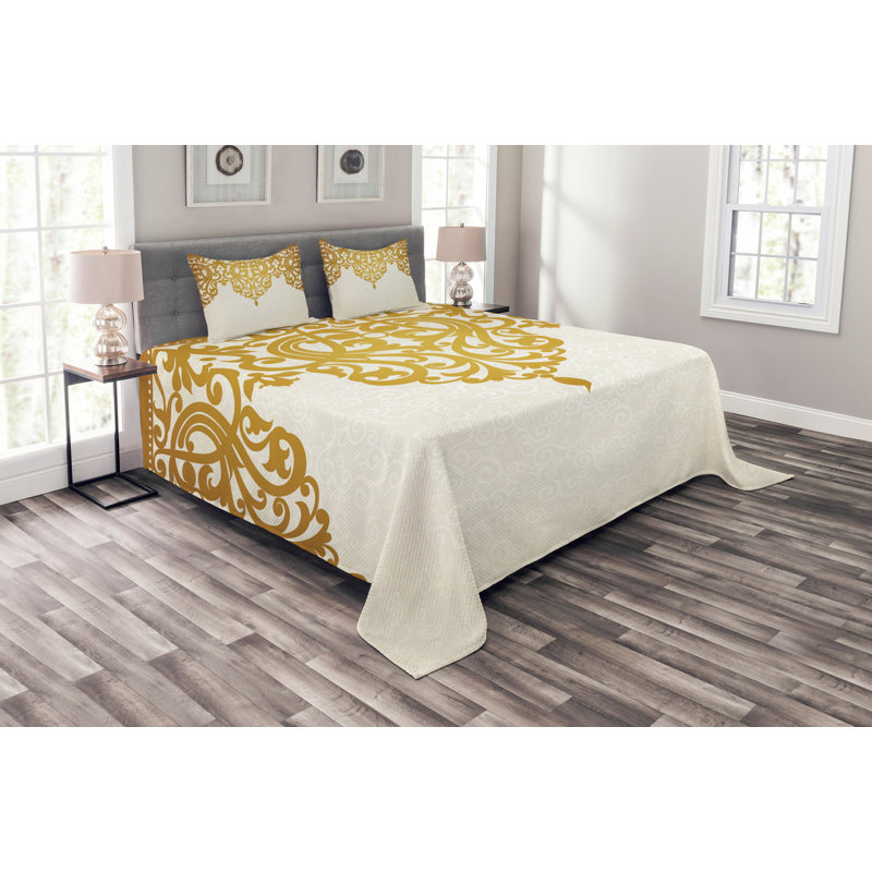 Reanna Yellow/White Microfibre Bedspread, 220 x 264 cm