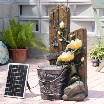Fontaine de 31 po de hauteur à fleur de magnolia et seau solaire 31 po avec batterie de secours de grande capacité, décor de cascade d'extérieur rustique.