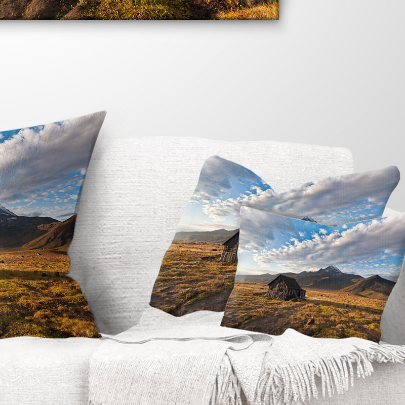 Coussin lombaire à imprimé paysage vieilli sur une île du Kamthatka