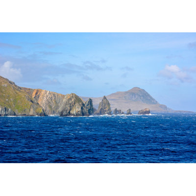 Scenic Cruising Around Cape Horn by Zoroasto