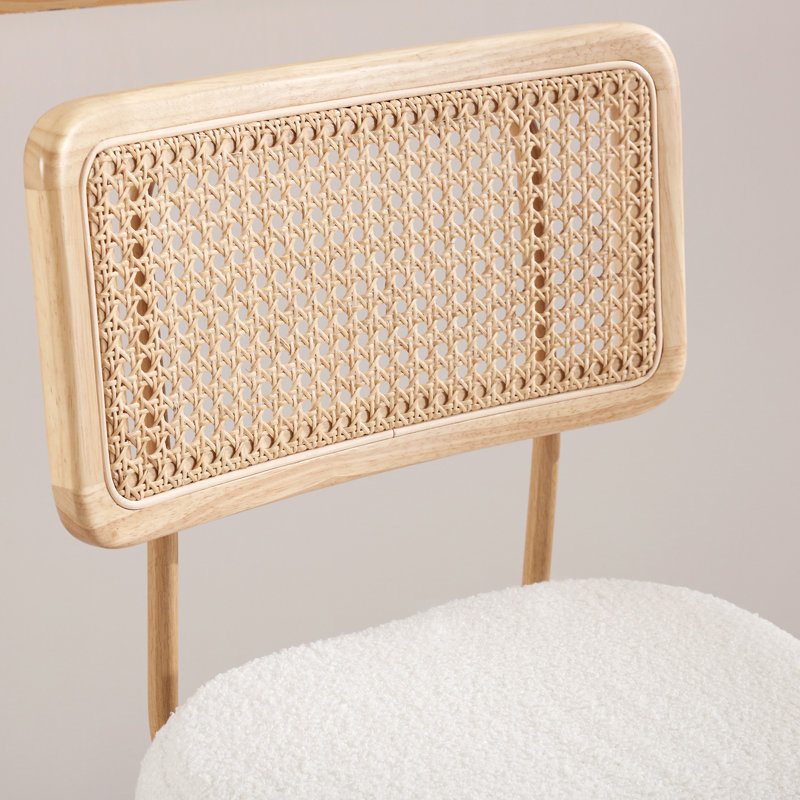 Tabourets de bar pivotants Anandi 66,5 cm (26,2 po) de style moderne du milieu du siècle, avec dossier en rotin et structure en bois massif