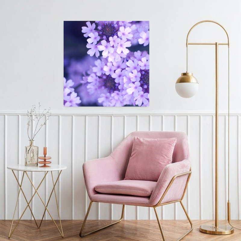 Fleurs mauves, art floral contemporain, H 32 po x l 32 po
