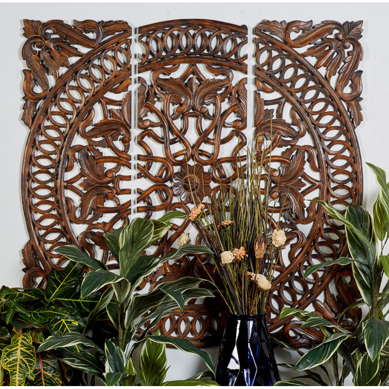 Traditional Wall Decor