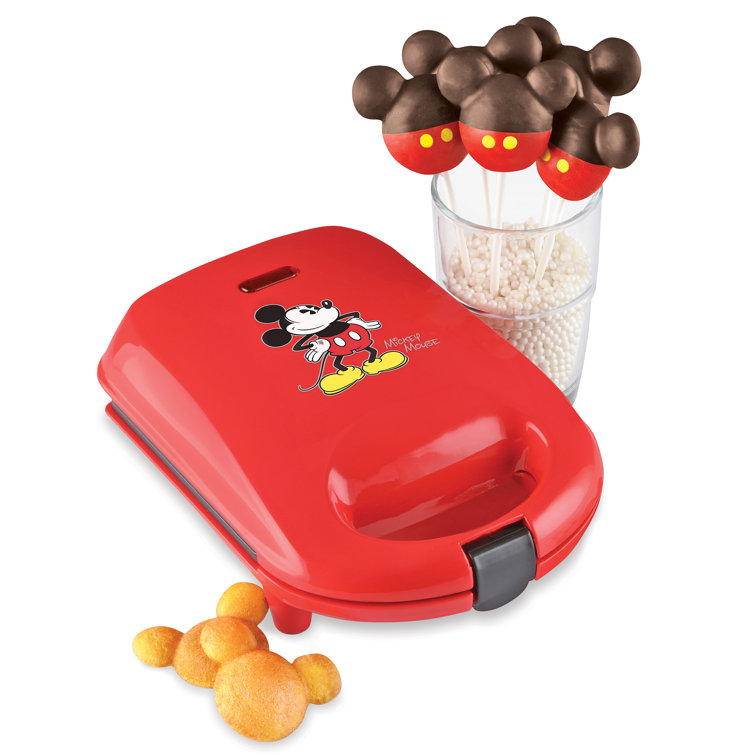 Winston Brands Non Stick Waffle Maker