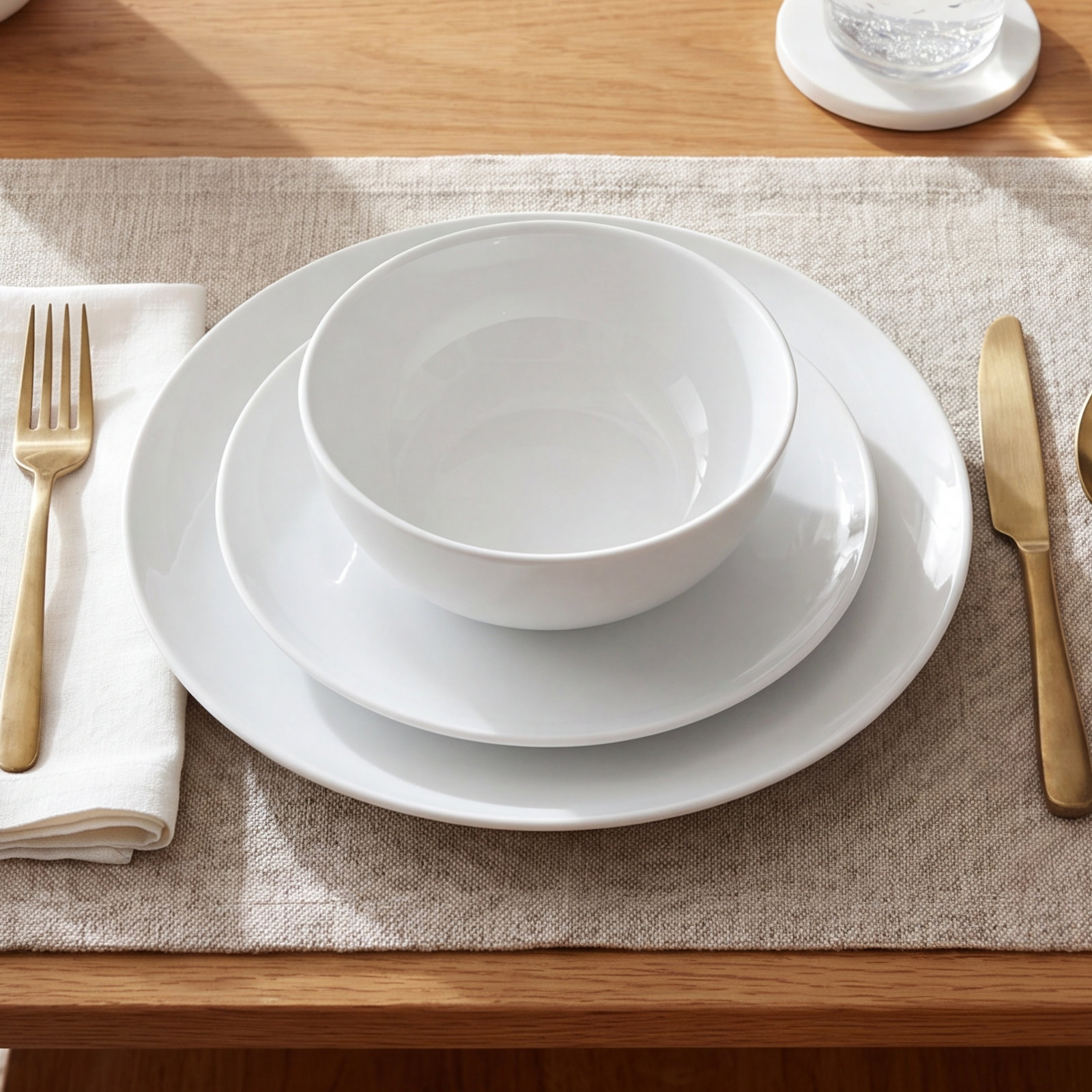 Everyday White Porcelain Dinnerware Set - Service for 4