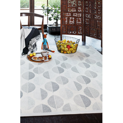 Andrade Floral Hand Woven Area Rug