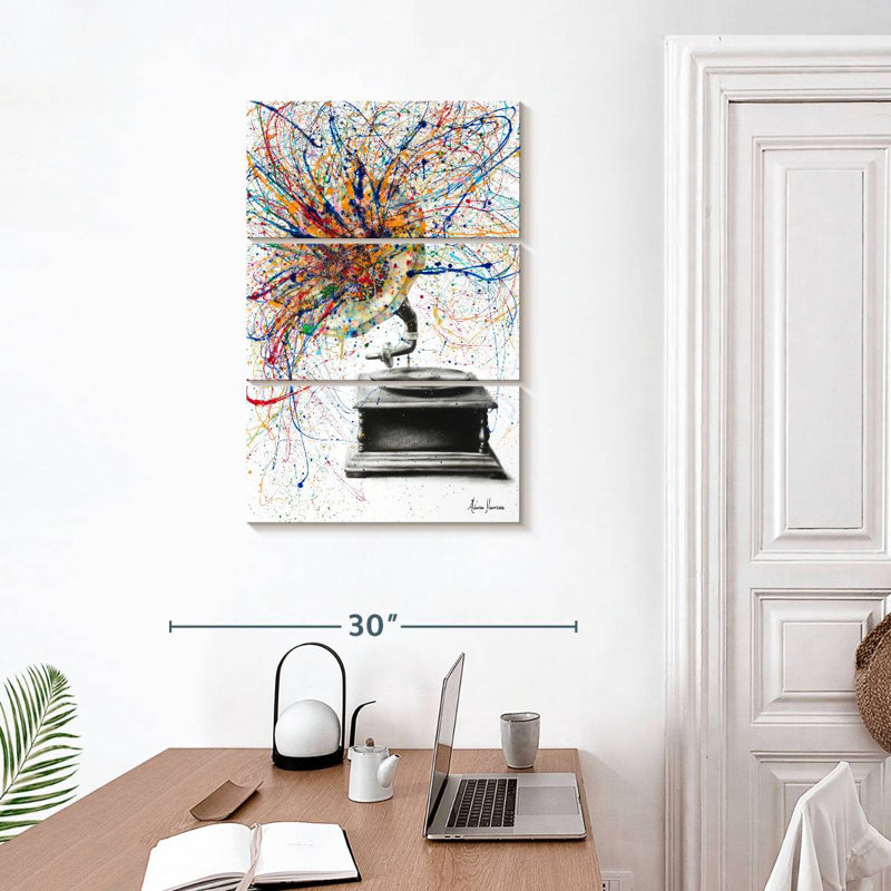 Abarca Louder, 32" H x 20" W